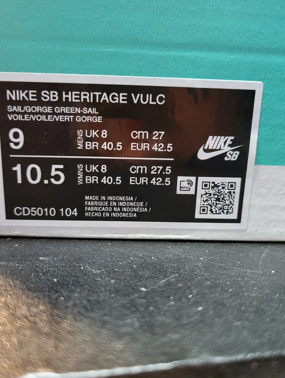 Nike men’s low